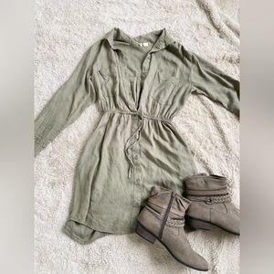 Women’s green all season dress